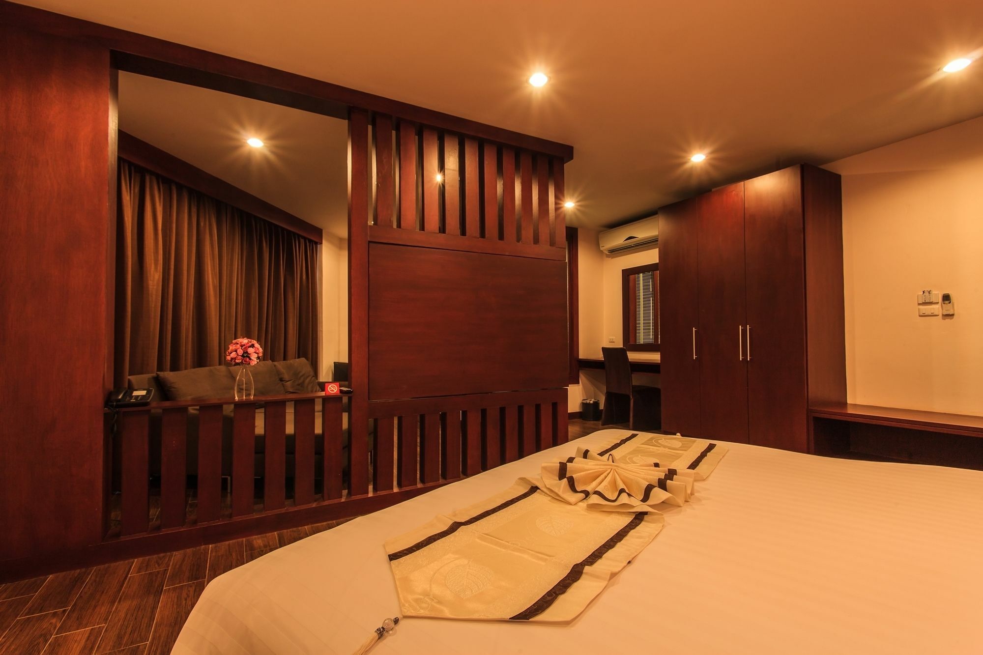 Paksaa Boutique Hotel Patong Exteriér fotografie